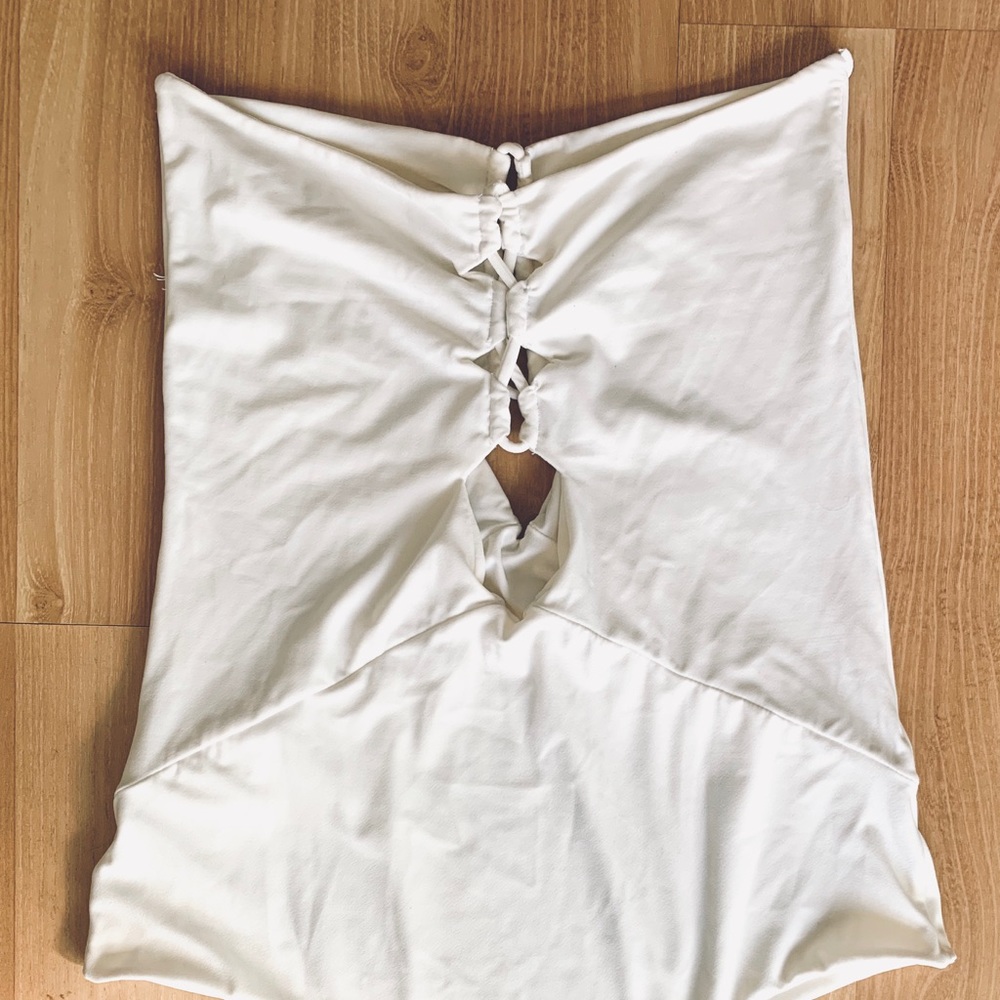 ACACIA BRONX DUPE IN ALL WHITE SIZE MEDIUM